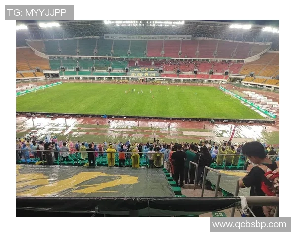 足球光滑了让我们重新审视比赛的魅力与技术的进步 足球光滑了让我们重新审视比赛的魅力与技术的进步